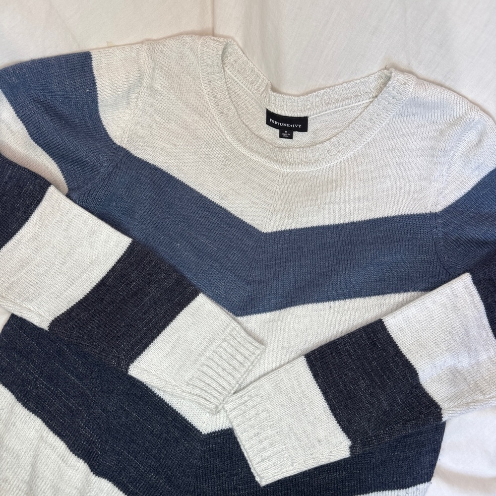 Chevron Sweater - White, Blue, Navy